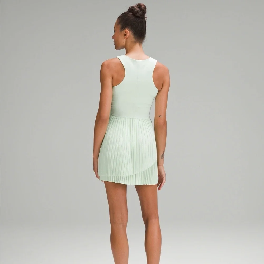 Lululemon Tiered Pleats Kohlrabi Green Tennis Dress - Picture 3 of 10